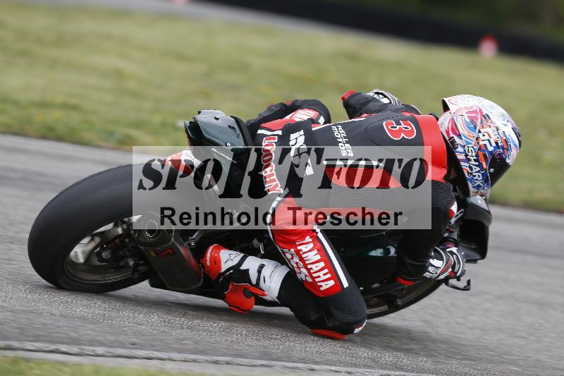 Archiv-2025/06 18.04.2025 Speer Racing ADR/Gruppe rot/backside